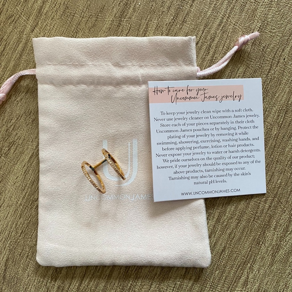 Uncommon James Triple trouble ring